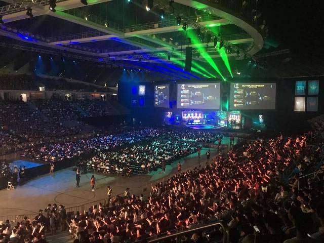 彻底点燃了 彻底点燃了