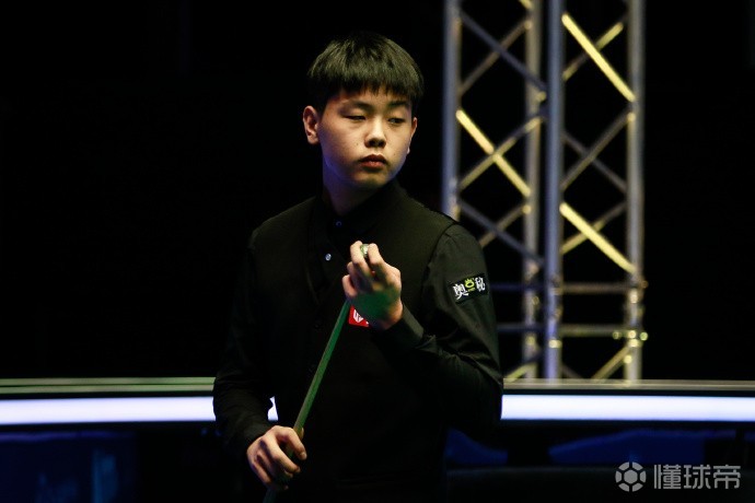 另有两名球 另有两名球