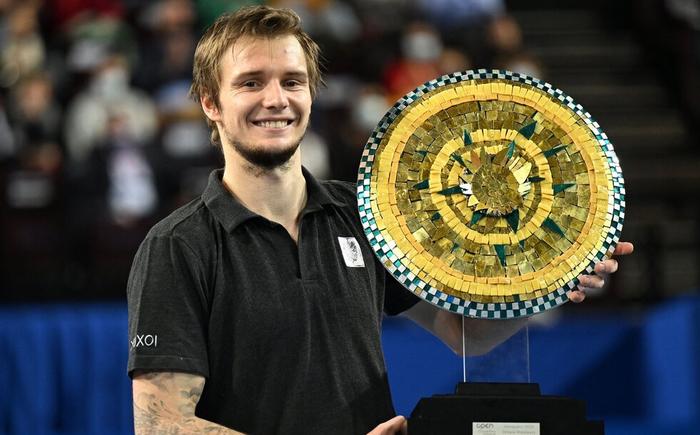 了来自媒体 了来自媒体