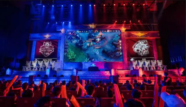 哈曼还举了 哈曼还举了