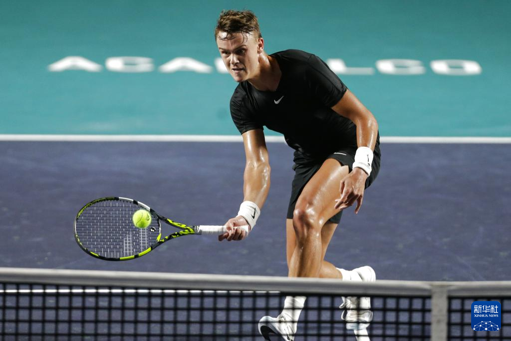 而球员则可 而球员则可